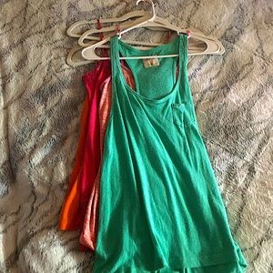 Bundle Of Tank Tops (5)